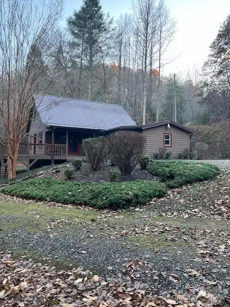 3443 Valley DR, Lenoir, NC 28645