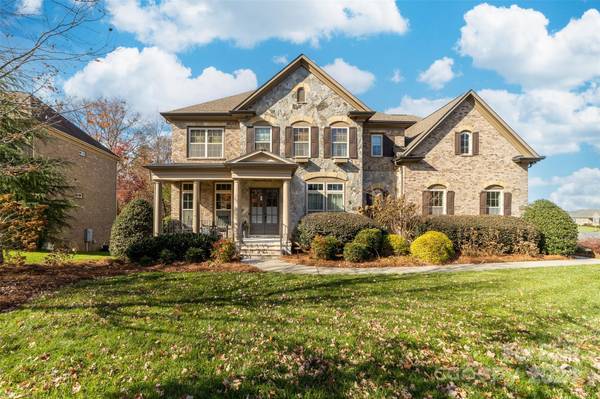 13502 Long Common Pkwy, Huntersville, NC 28078