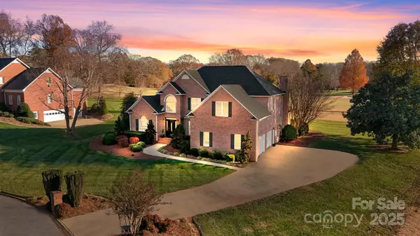 Conover, NC 28613,2425 Birdie LN NE