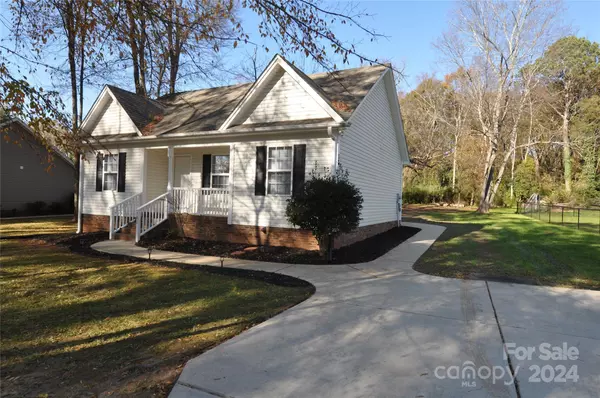 Chester, SC 29706,102 Hardin ST #2