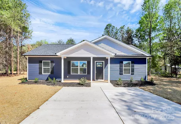 872 Old Mocksville RD #1, Statesville, NC 28625