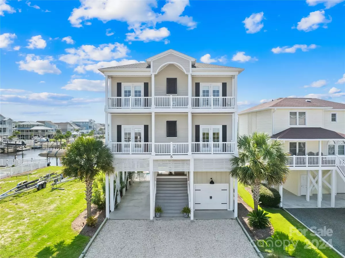 Ocean Isle, NC 28469,5 Dare ST