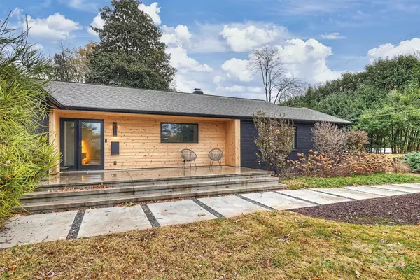 Charlotte, NC 28205,1823 Bentley PL