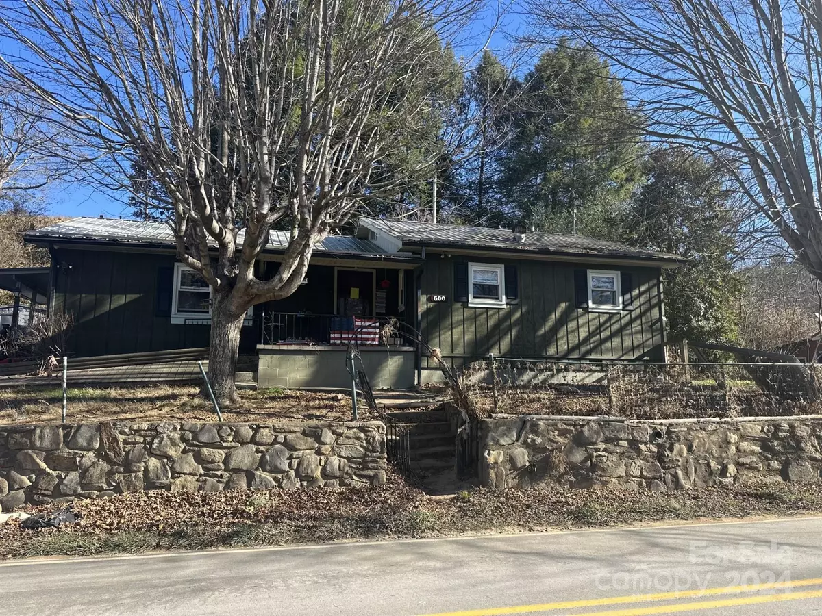 Clyde, NC 28721,600 Hyder Mountain RD