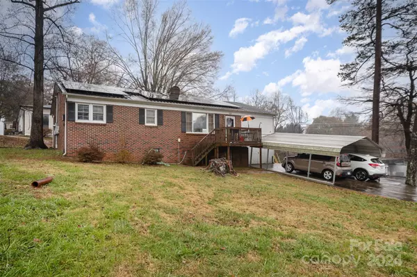 Hickory, NC 28602,625 9th ST SW