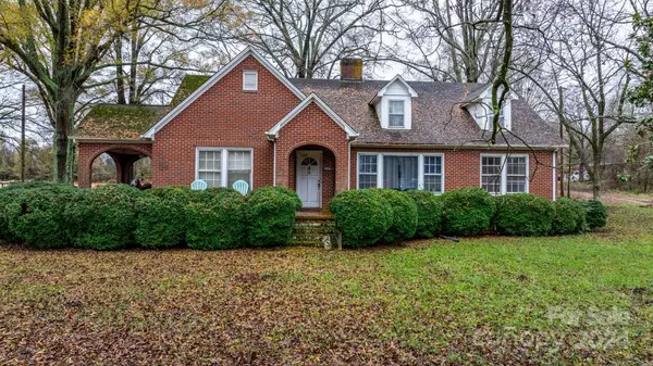 1571 Mount Olive Church RD, Newton, NC 28658
