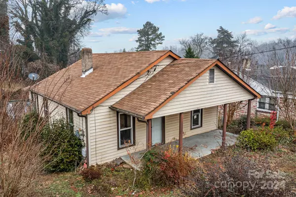 Lenoir, NC 28645,332 Arlington CIR NW