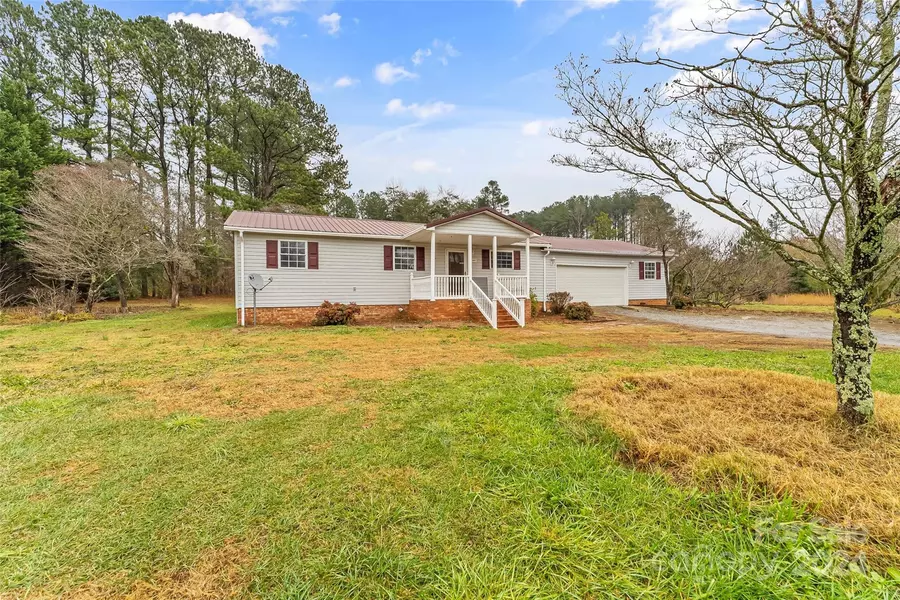 4264 C & B Farm RD, Conover, NC 28613