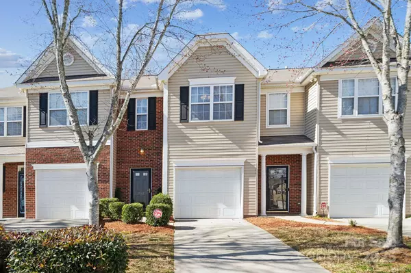 7122 Abbotts Glen DR, Charlotte, NC 28212