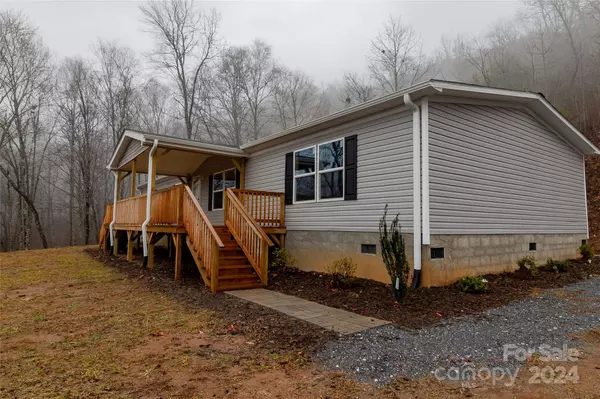 195 Fallen Oak DR #12, Sylva, NC 28779