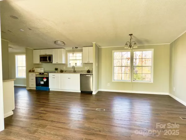 Ellenboro, NC 28040,265 Ledford RD