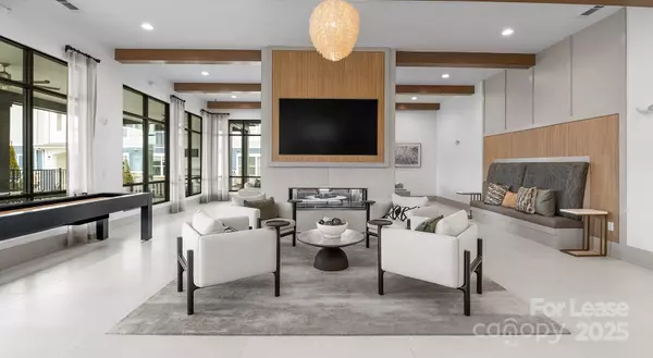 Charlotte, NC 28217,2546 Perimeter Pointe Pkwy #2B