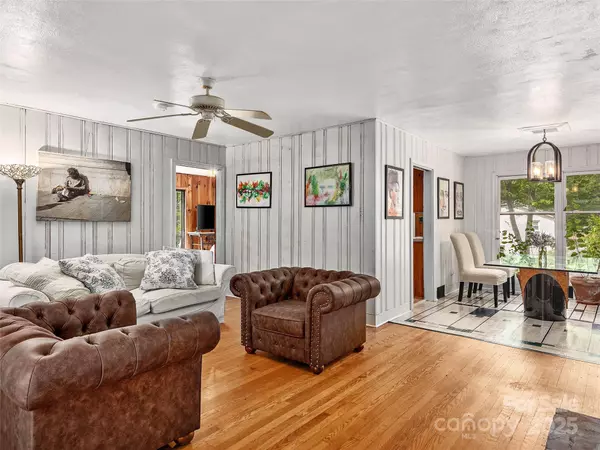 Arden, NC 28704,110 Oak TER