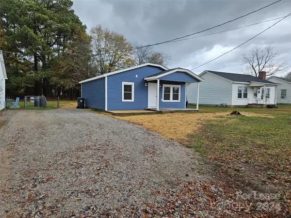 Clover, SC 29710,109 Hilltop LN