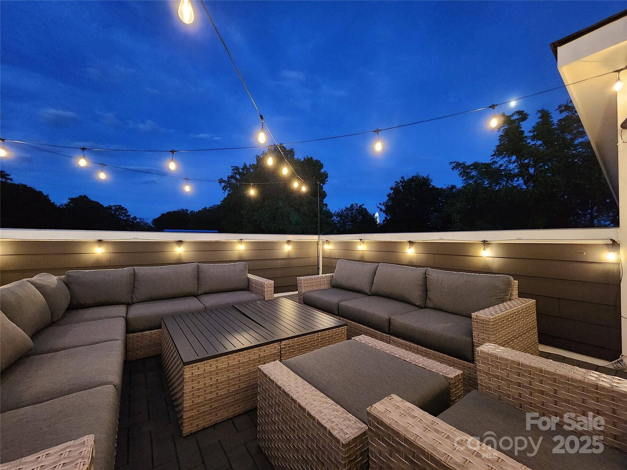 327 Coxe AVE, Charlotte, NC 28208