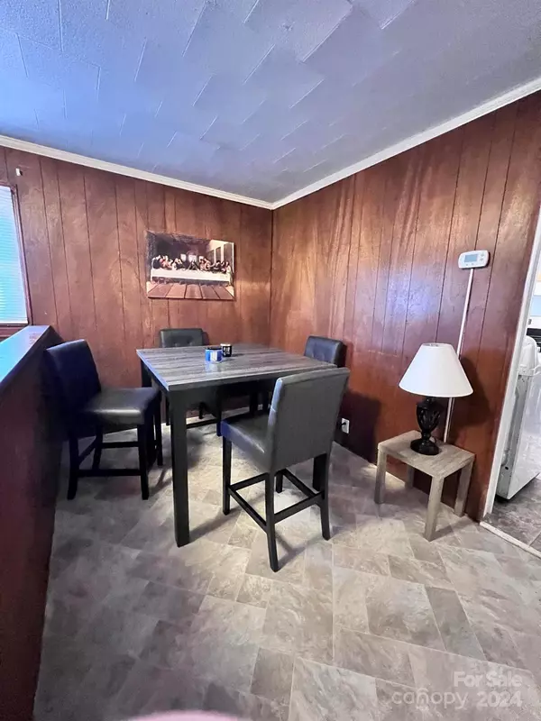 Kannapolis, NC 28083,901 Skyland ST