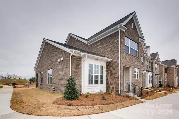 6905 Walnut Branch LN, Charlotte, NC 28277