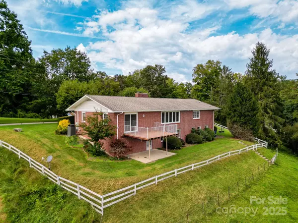 Clyde, NC 28721,441 Mulberry ST