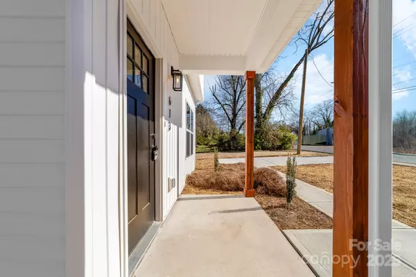 Shelby, NC 28150,613 Buffalo ST