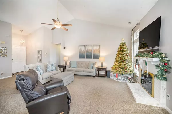 Charlotte, NC 28273,13831 Walkers Creek DR