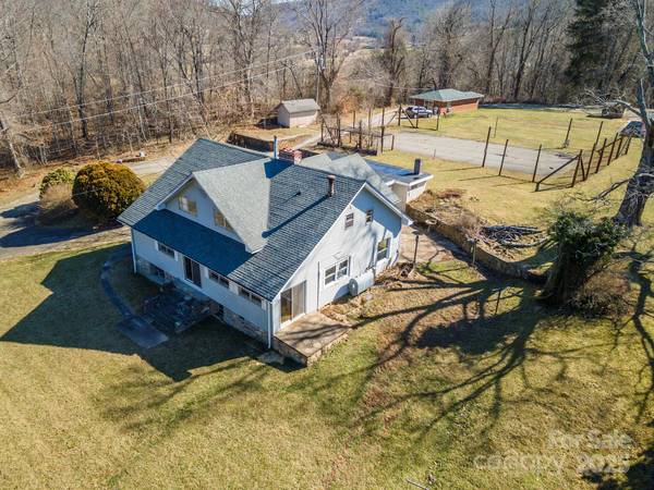 1779 Pisgah HWY, Candler, NC 28715