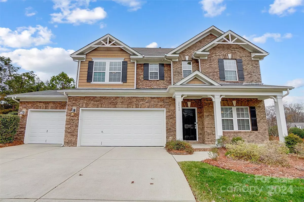 Matthews, NC 28105,3642 Savannah Hills DR