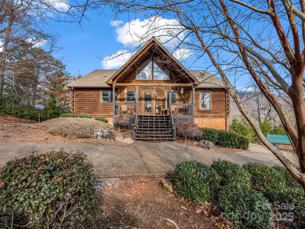 Lake Lure, NC 28746,417 Garden LN