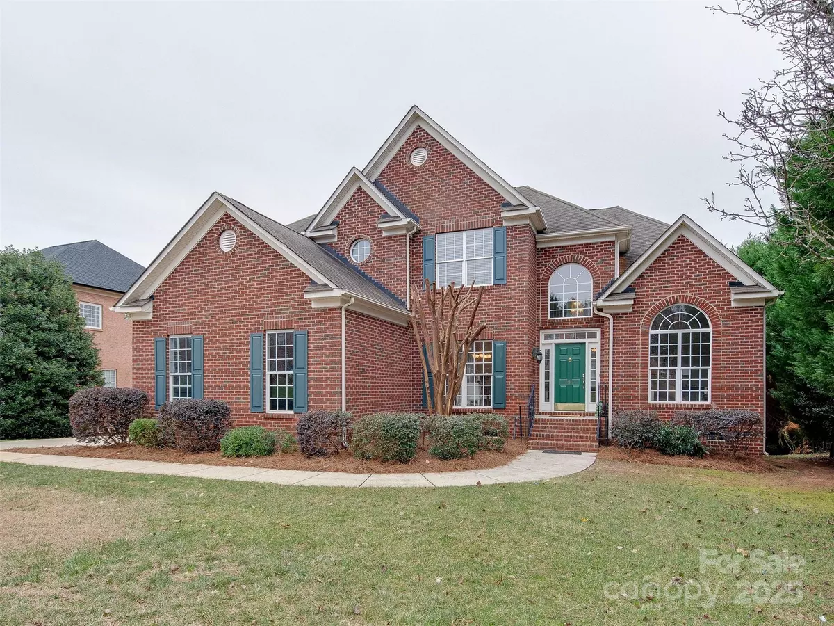 Waxhaw, NC 28173,810 Carisbrooke LN