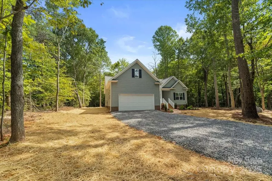 2754 Crowders Creek RD, Gastonia, NC 28052