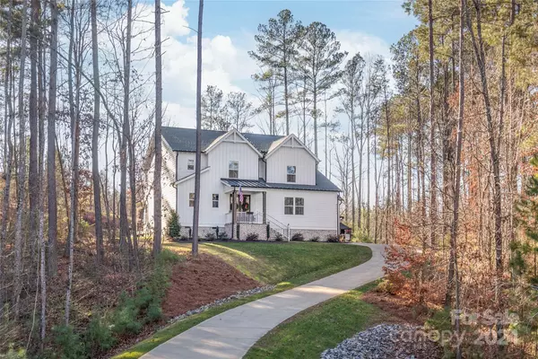 4171 Island Fox LN, Denver, NC 28037