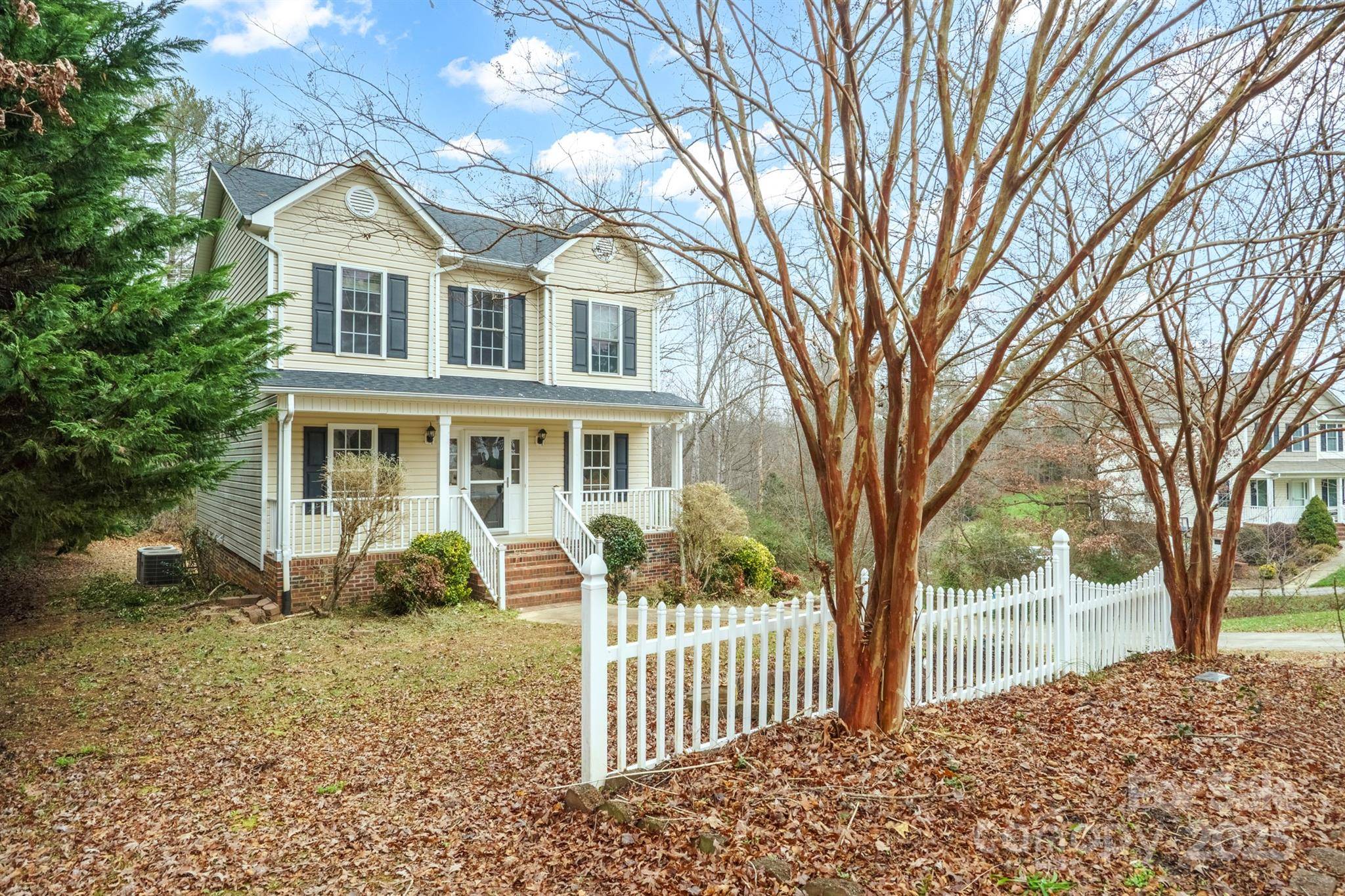 Hickory, NC 28601,119 Heritage Creek DR