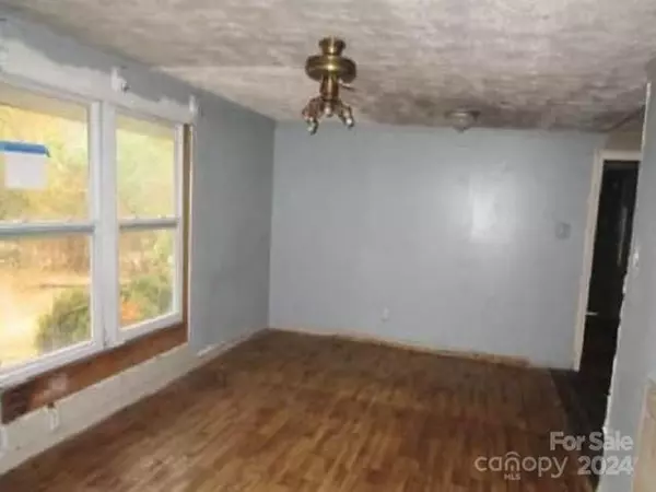 Raeford Township, NC 28376,241 Lake Elizabeth RD