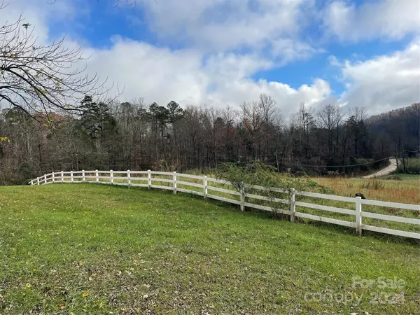 Marion, NC 28752,253 Hidden Acres DR