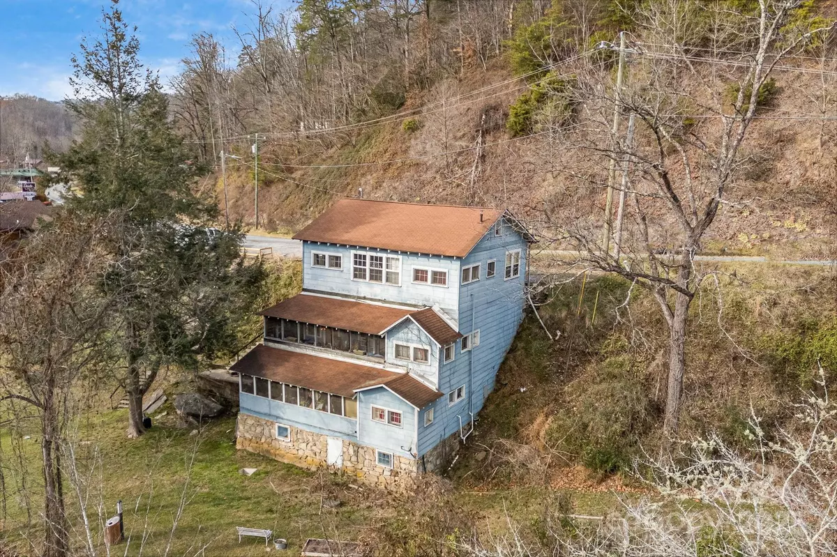 Whittier, NC 28713,5454 Ela RD