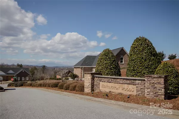Lenoir, NC 28645,753 Chatsworth CIR SE #55