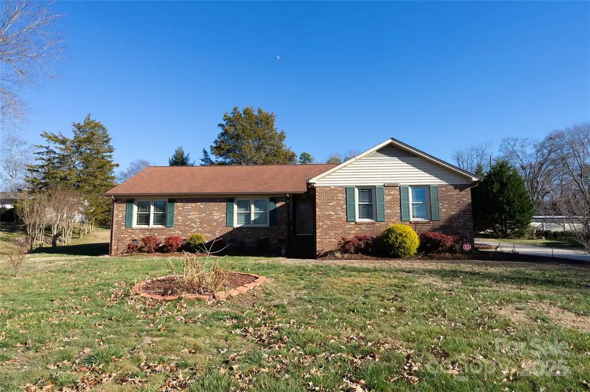 Kannapolis, NC 28081,1544 Daybreak Ridge RD