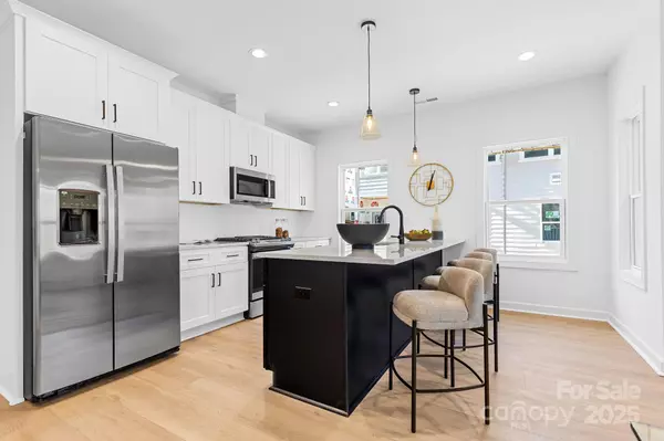Charlotte, NC 28208,3709 Lou Ann AVE