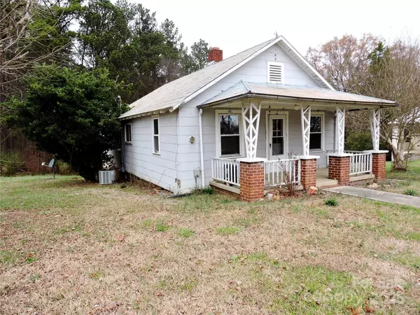 Mount Gilead, NC 27306,374 Zion Church RD