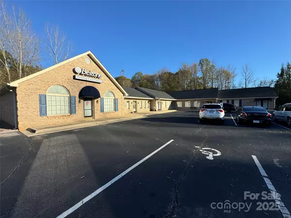 Salisbury, NC 28144,512 Klumac RD