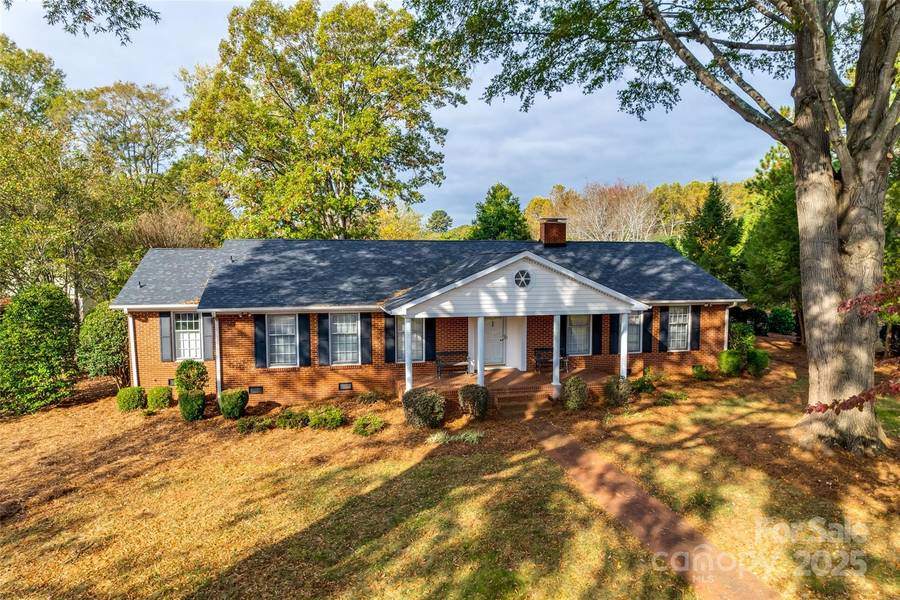 2209 Kings DR, Gastonia, NC 28056