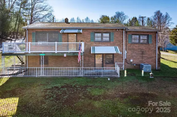 Connelly Springs, NC 28612,811 Kathy DR NE