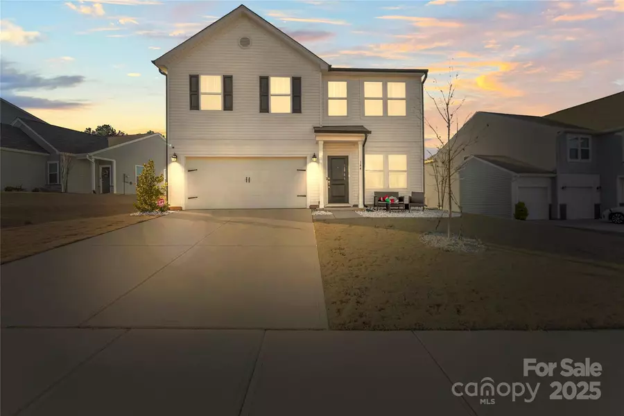 144 Mooring DR, Statesville, NC 28677