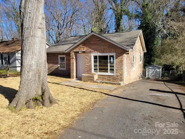 Gastonia, NC 28052,1116 East DR