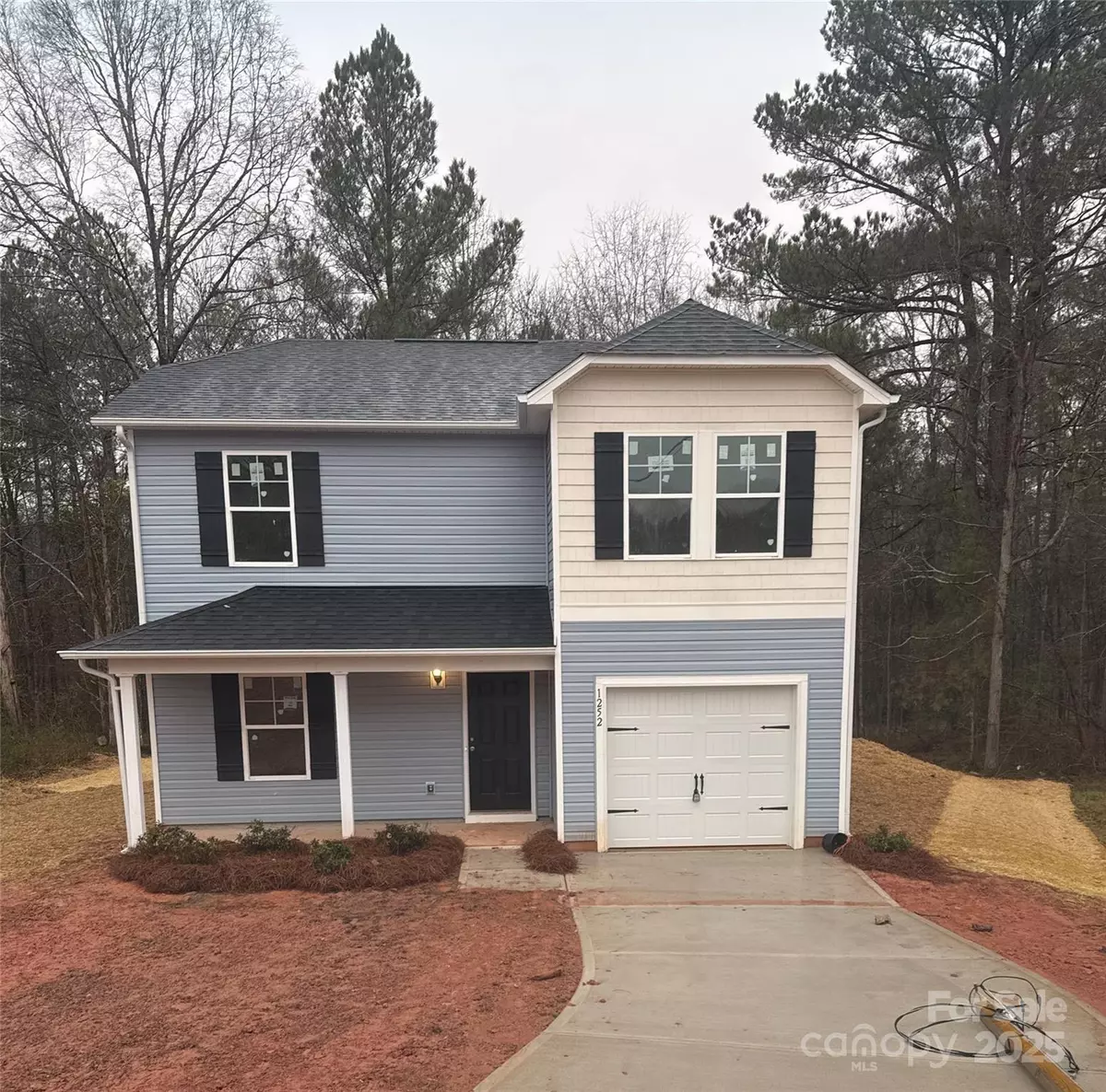 Lancaster, SC 29720,1252 Old Greenbriar DR