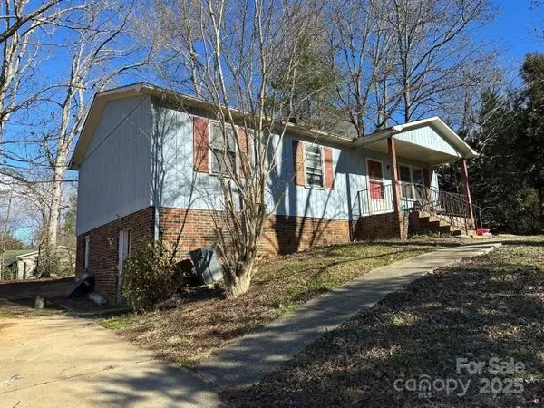 Lenoir, NC 28645,2696 Tablerock RD