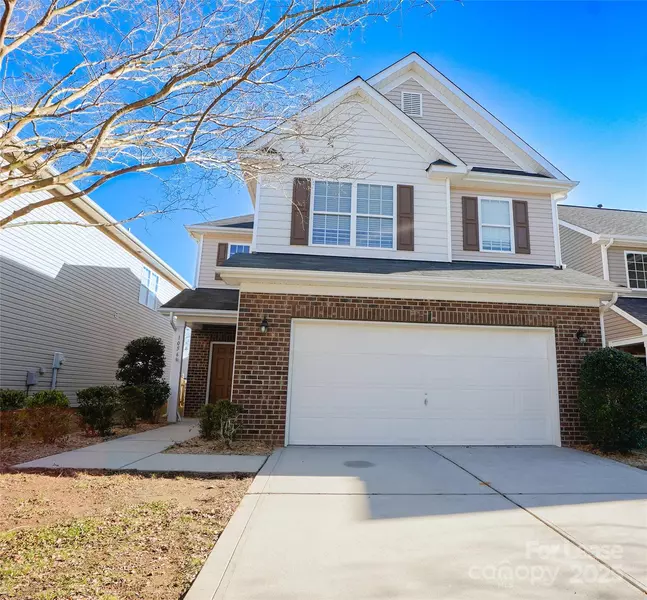 1056 Mountain Laurel CT, Matthews, NC 28104