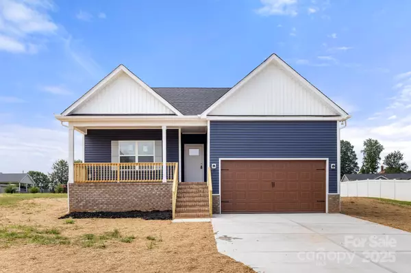 149 Tranquility LN, Harmony, NC 28634