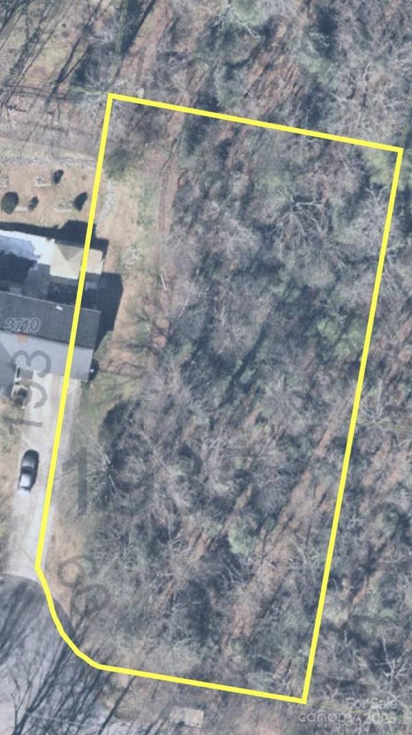 001 Rain Valley DR, Hudson, NC 28638