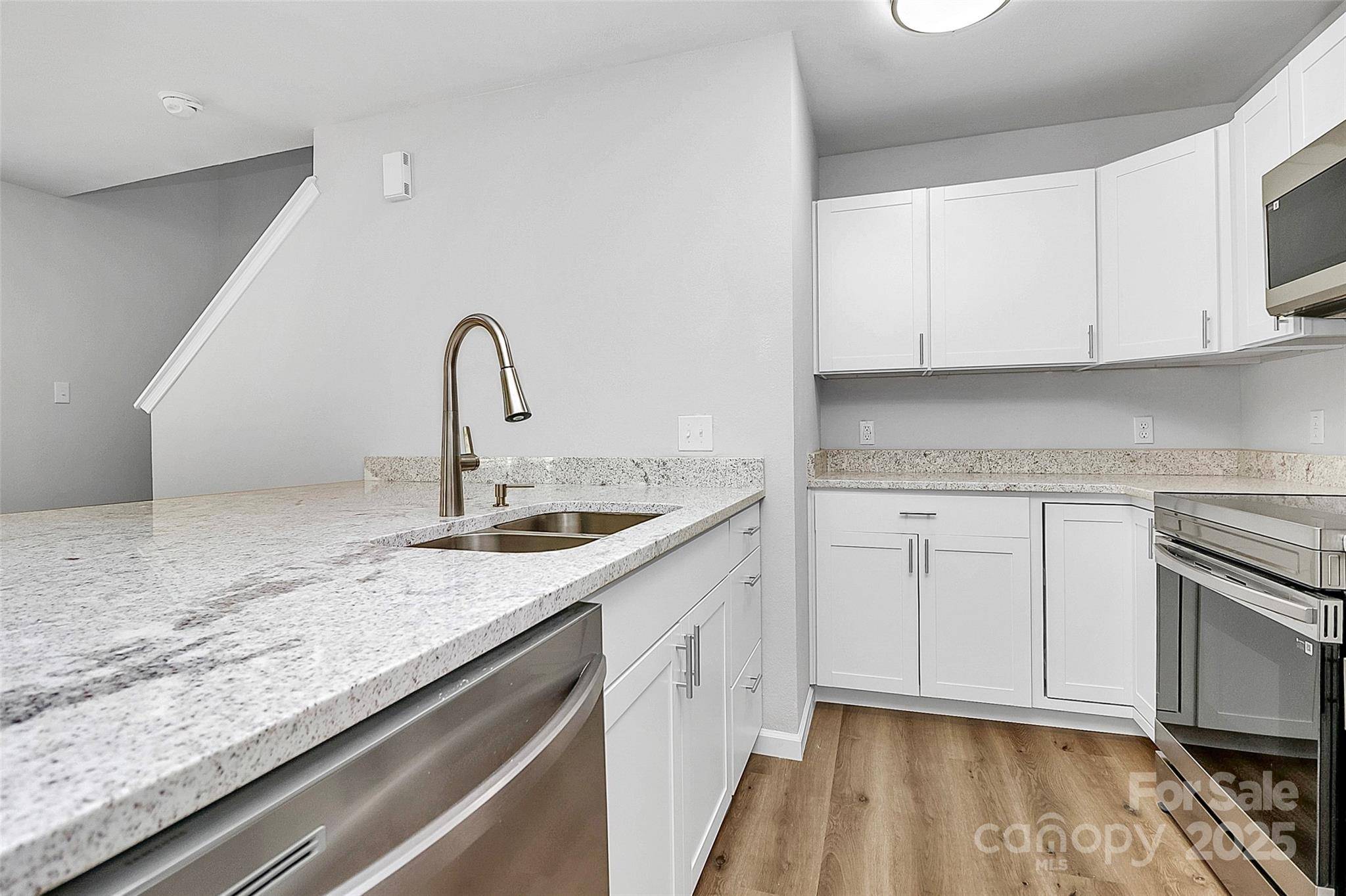 Charlotte, NC 28269,7214 Fox Point DR