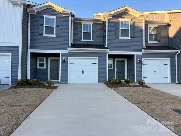 1253 Falling Acorn LN, Concord, NC 28027